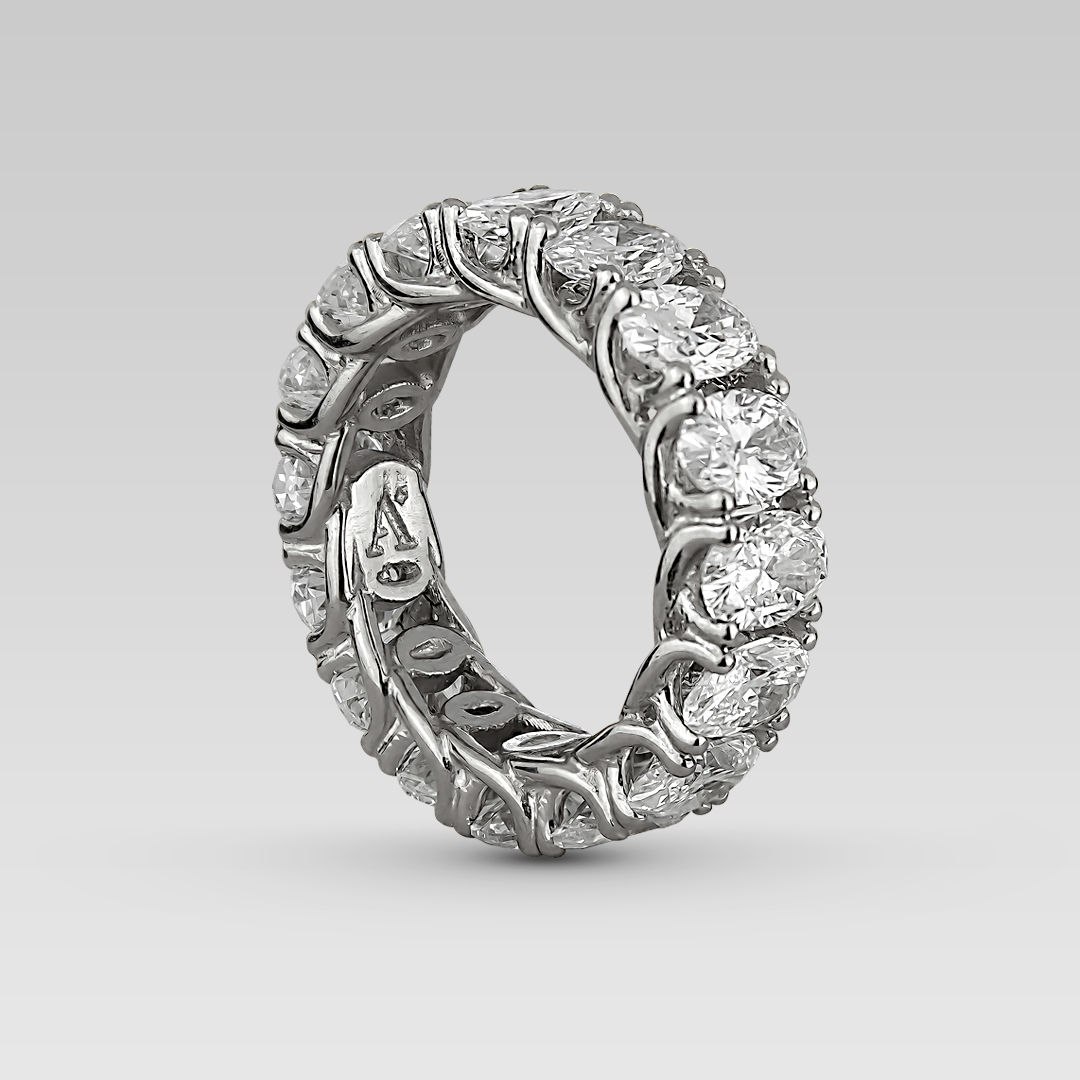 Banda Eternity Adamant • Corte Oval