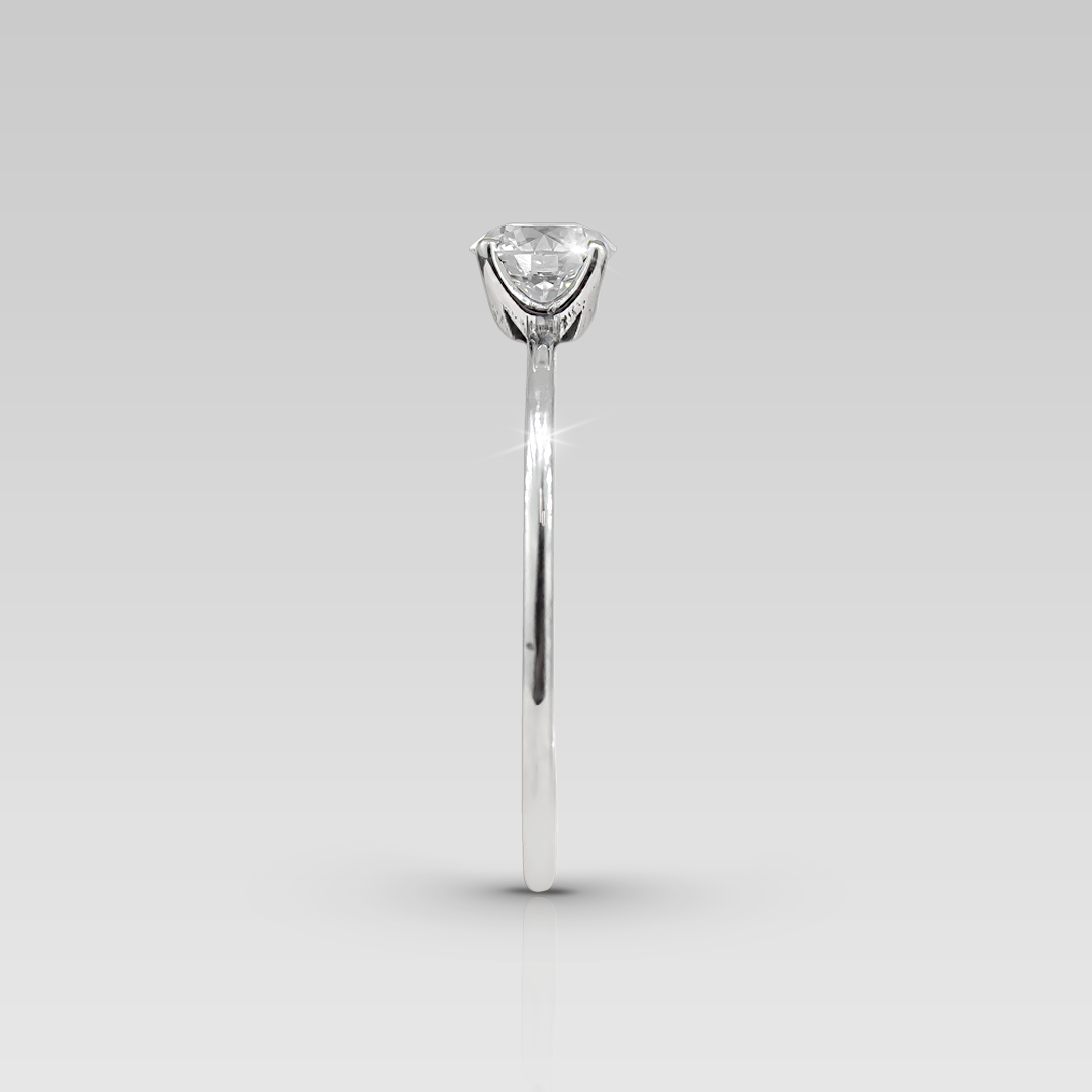 Anillo de Compromiso Solitario Adamant Petit • Round 0.55 Carats