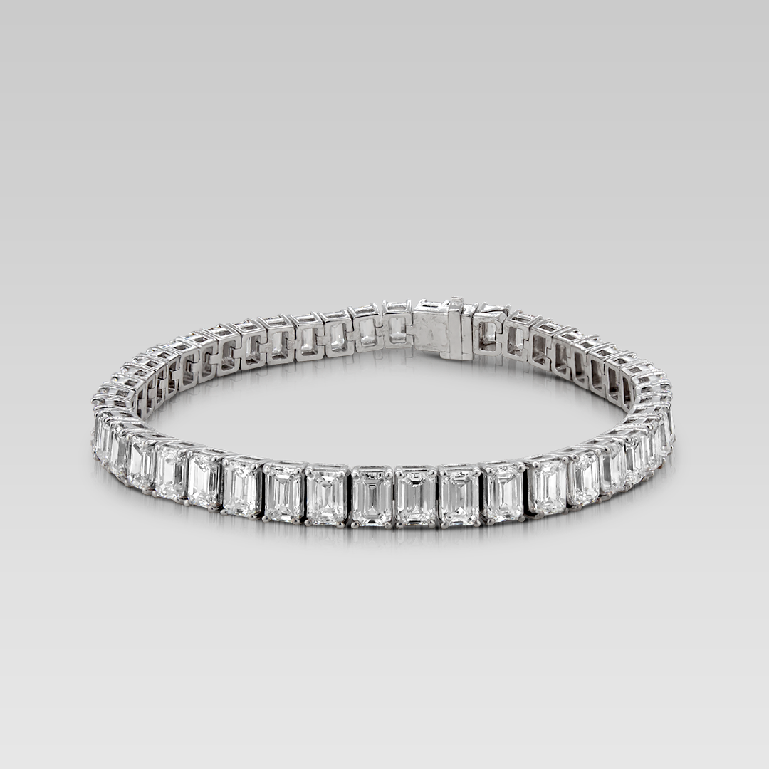 Tennis Bracelet • Corte Esmeralda 46 Brillantes