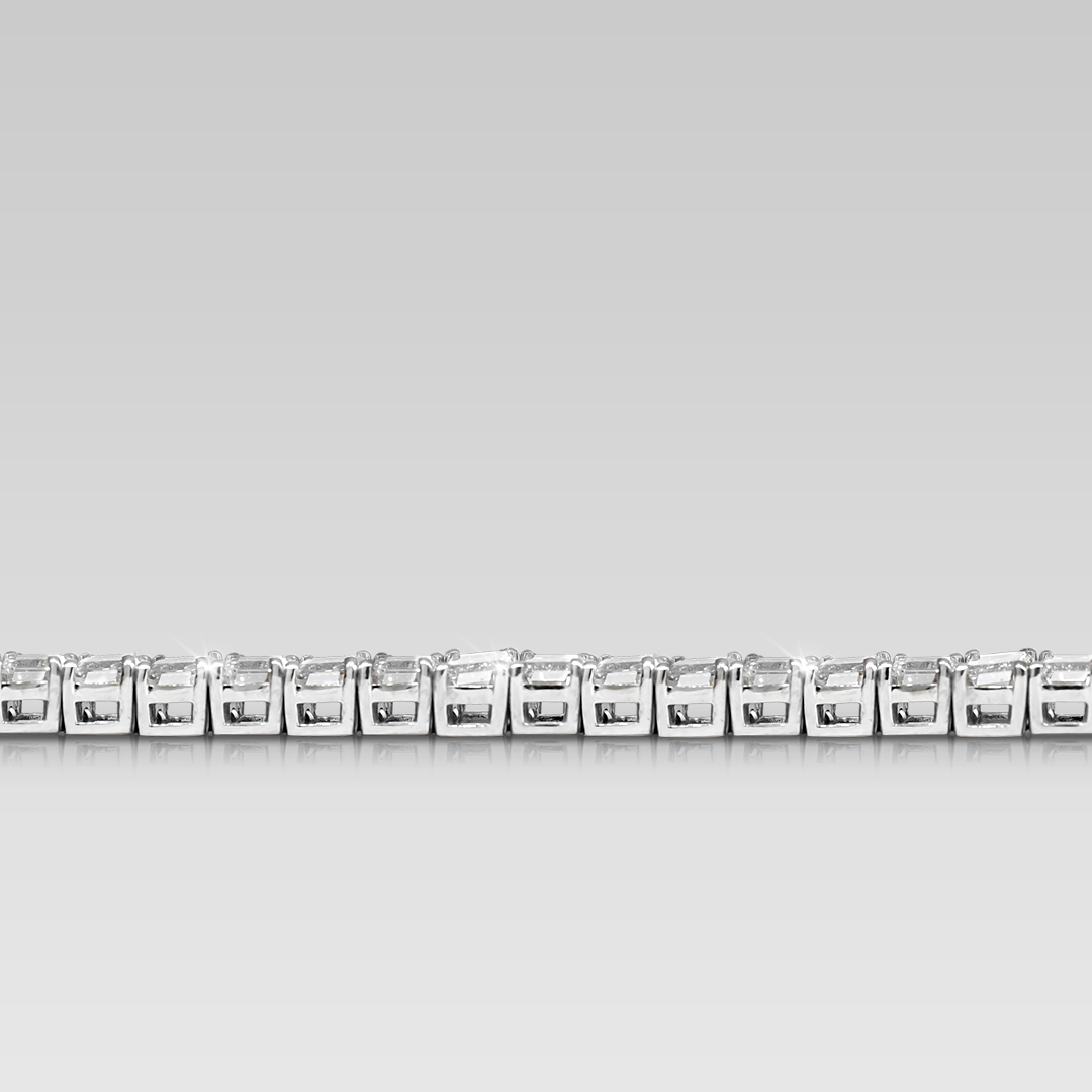 Tennis Bracelet • Corte Esmeralda 46 Brillantes