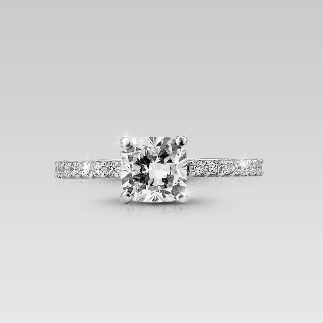 Anillo de Compromiso Queen • Cushion