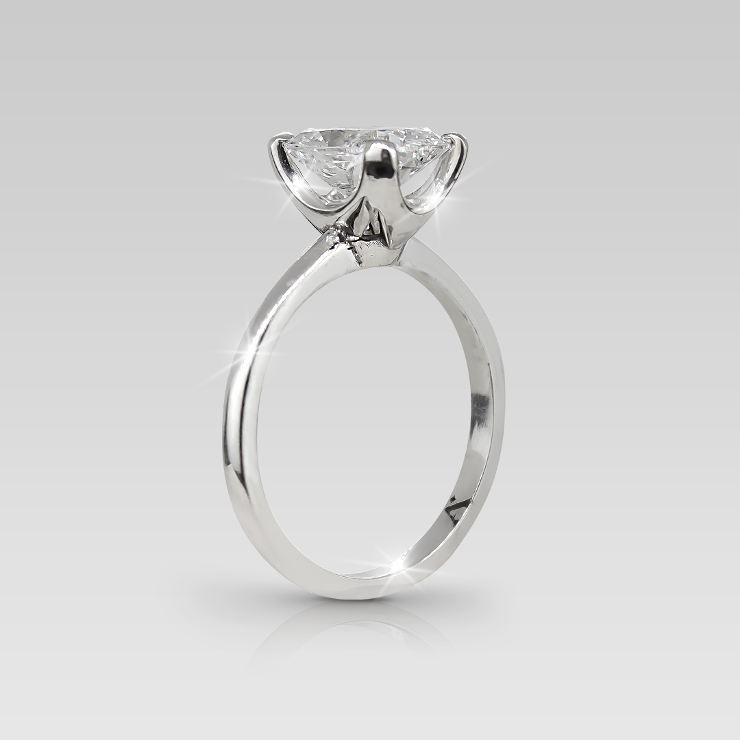Anillo de Compromiso Solitario • Cushion 2 carats