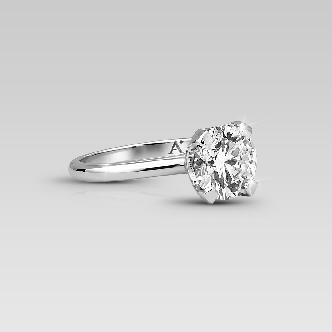 Anillo de Compromiso Solitario Adamant • Round