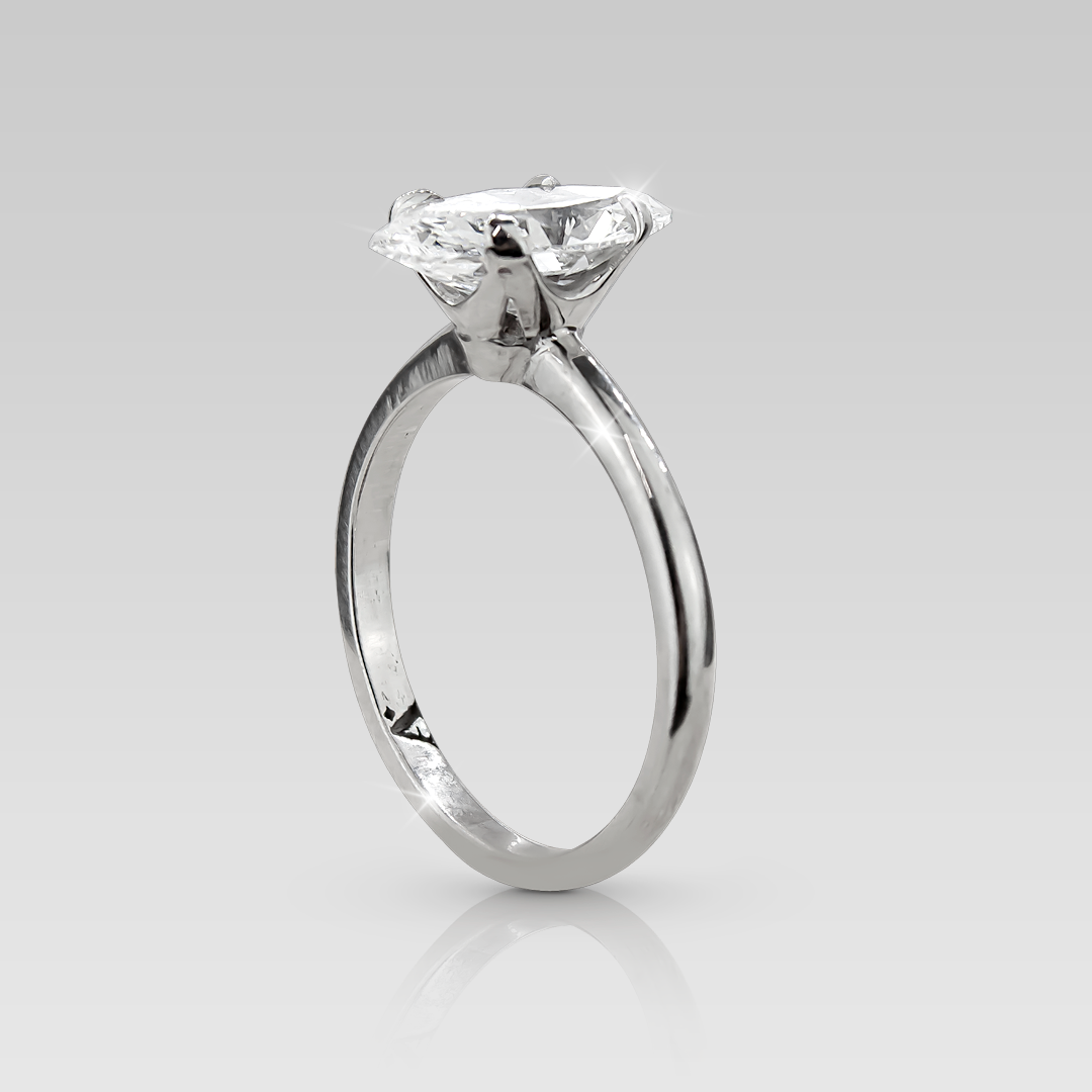 Anillo de Compromiso Solitario Adamant • Marquise