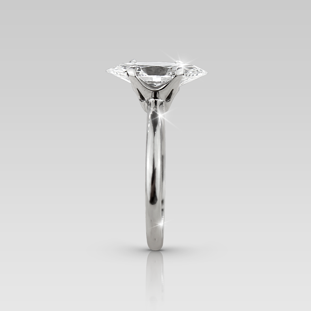 Anillo de Compromiso Solitario Adamant • Marquise