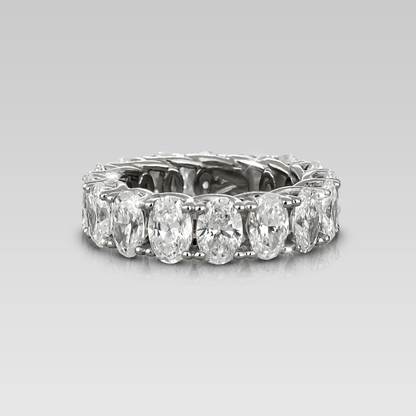 Banda Eternity Adamant • Corte Oval 16 Brillantes