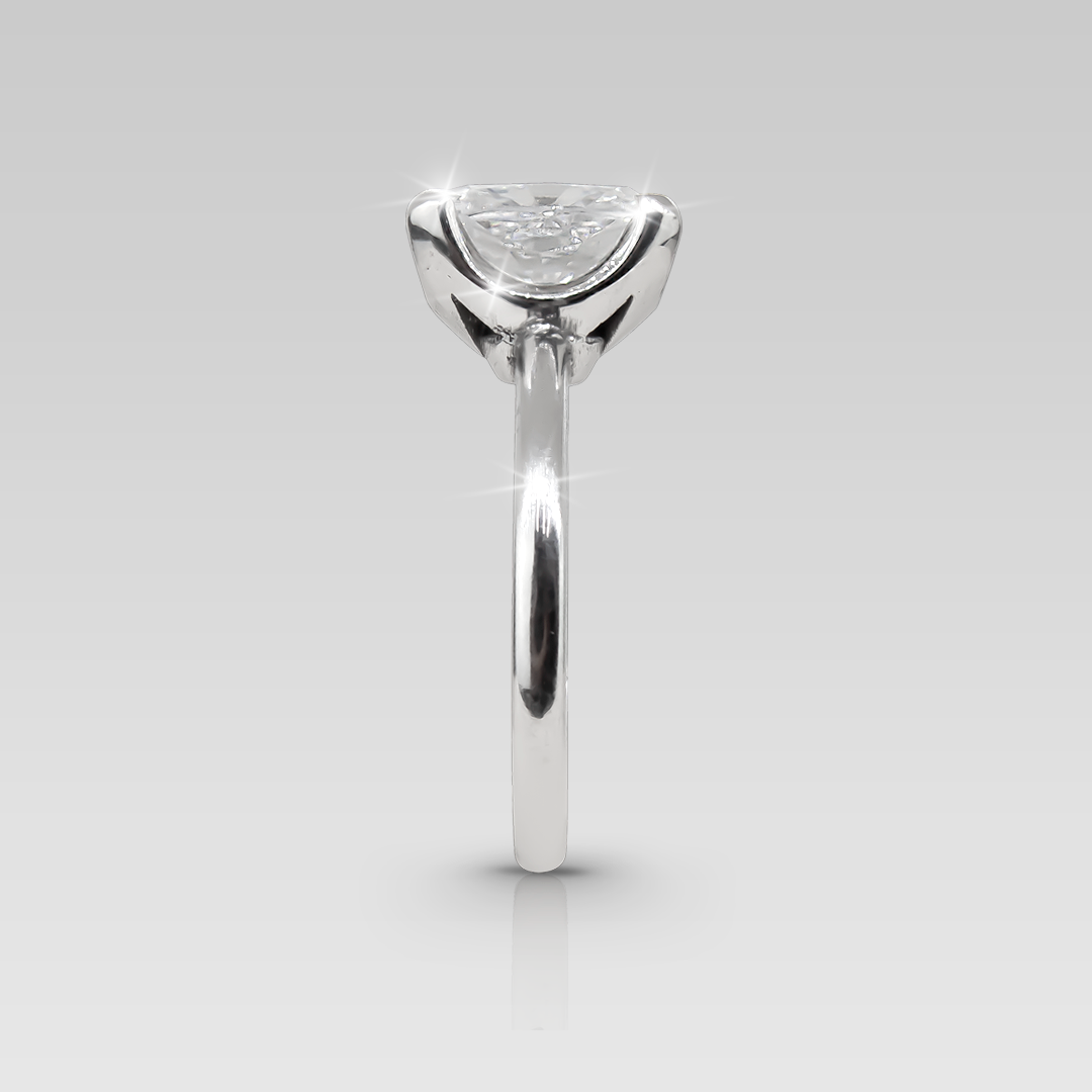 Anillo de Compromiso Solitario Adamant Cushion