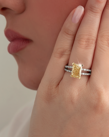 Anillo de Compromiso Diana Fancy