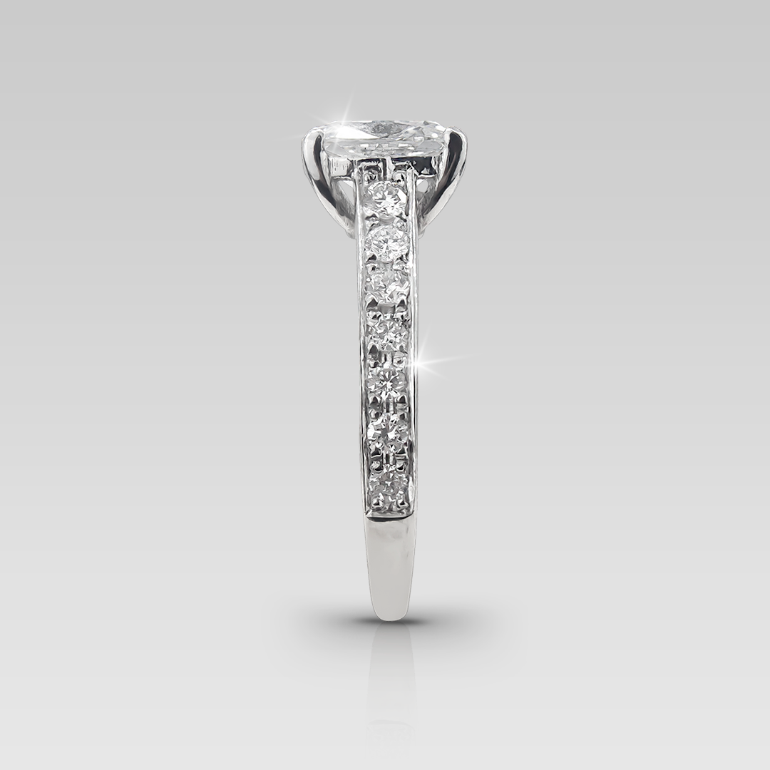 Anillo de Compromiso Eiffel • Cushion Elongado
