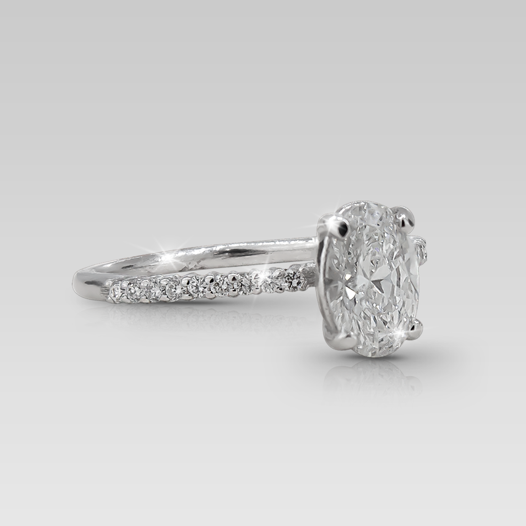 Anillo de Compromiso Grace • Oval
