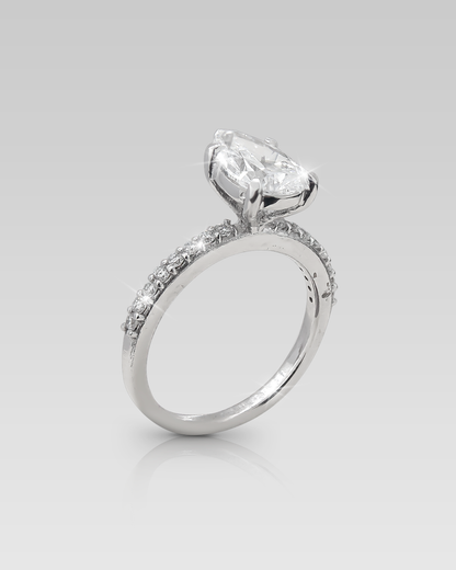 Anillo de Compromiso Royale Pear