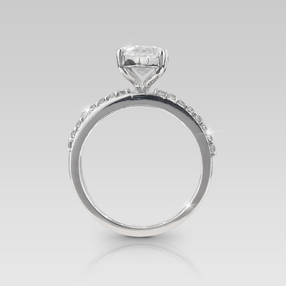 Anillo de Compromiso Royale Pear
