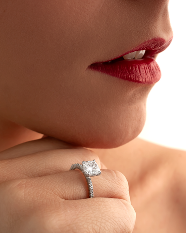 Anillos de Compromiso Grace • Cushion 1.05 Carats