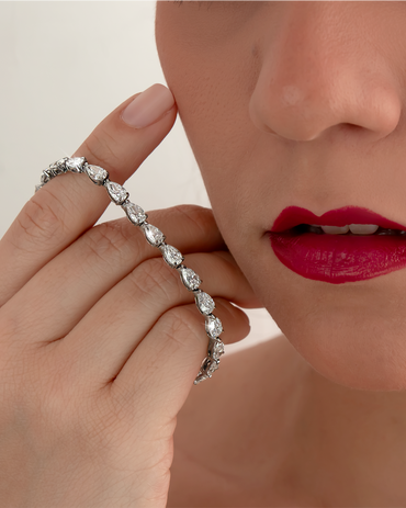 Tennis Bracelet • Corte Pear 25 Brillantes