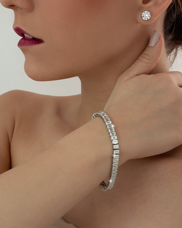 Tennis Bracelet • Corte Esmeralda 46 Brillantes
