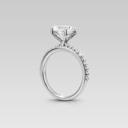 Anillo de Compromiso Queen • Cushion