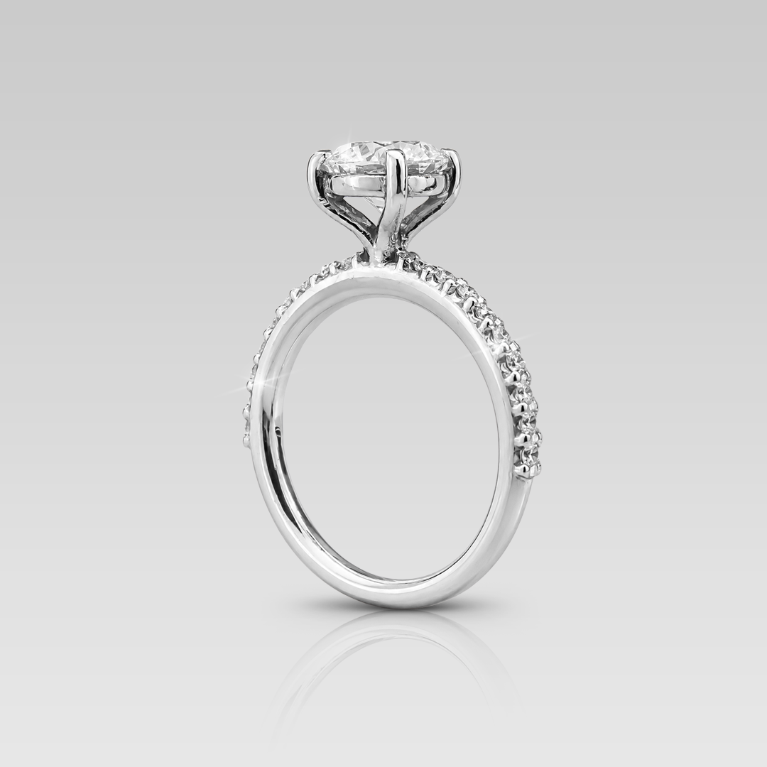 Anillo de Compromiso Queen • Round