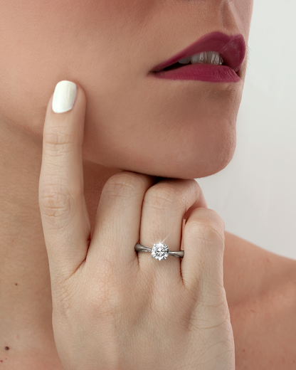 Anillo de Compromiso Solitario Especial • Round