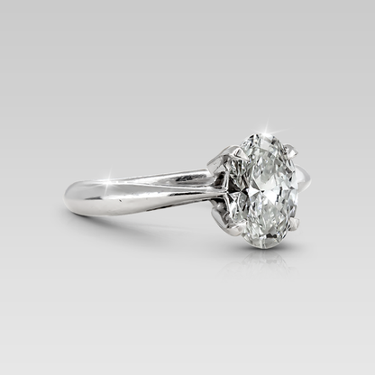 Anillo de Compromiso Solitario Especial • Oval