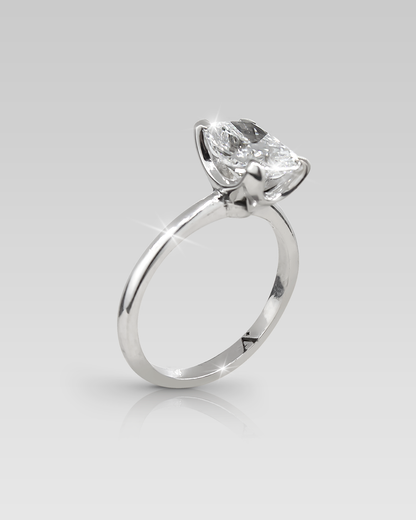 Anillo de Compromiso Solitario Adamant • Cushion