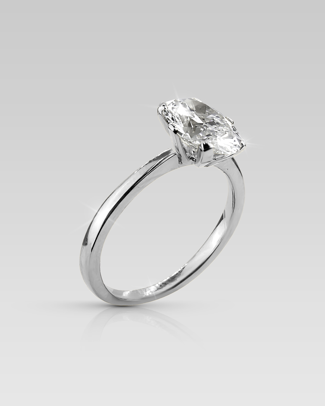 Anillo de Compromiso Solitario Adamant • Oval