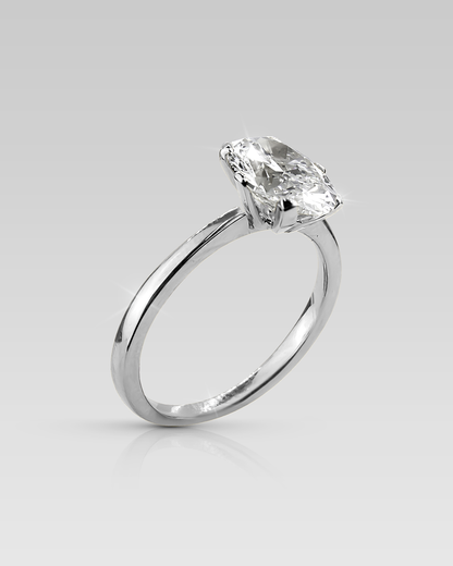 Anillo de Compromiso Solitario Adamant • Oval